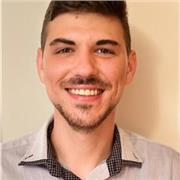 Soy profesor de español. Graduado por la UAL